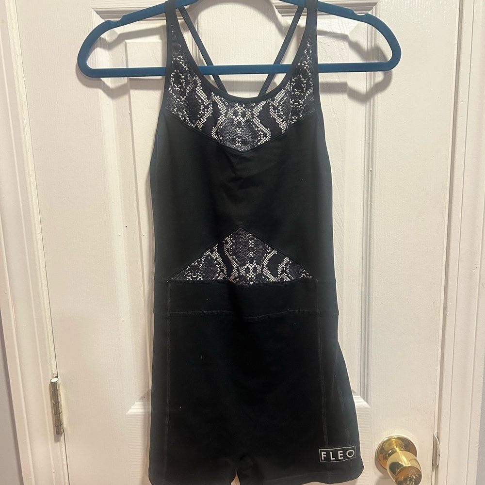 Fleo Singlet